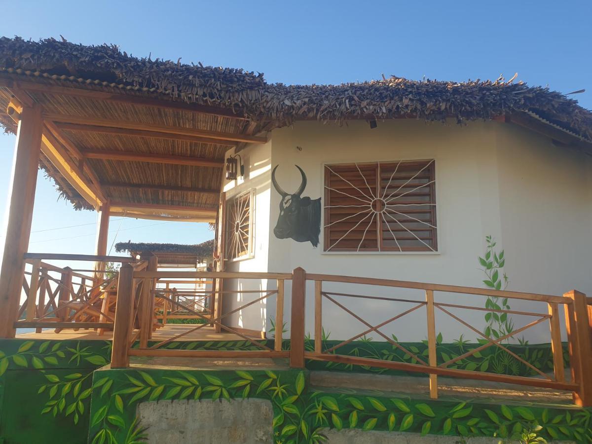 Villa Nosy Detente Buitenkant foto