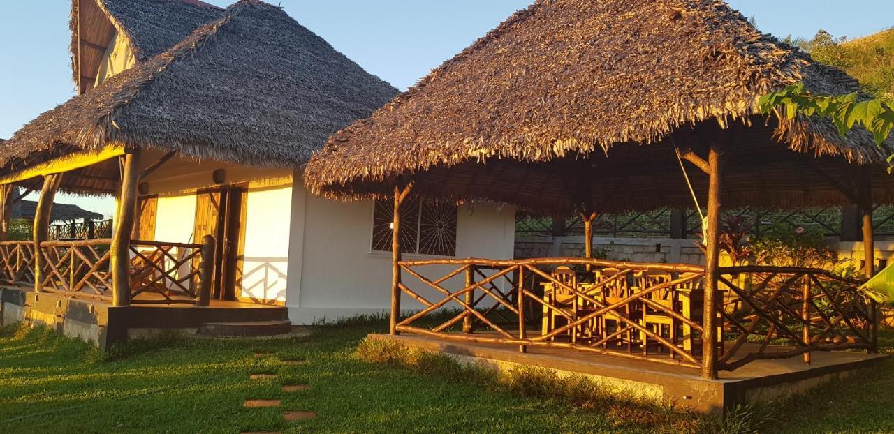 Villa Nosy Detente Buitenkant foto