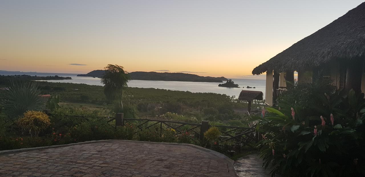 Villa Nosy Detente Buitenkant foto