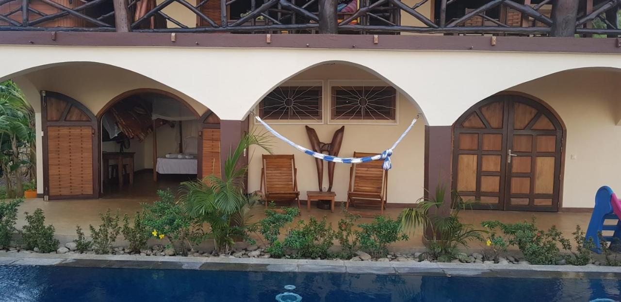 Villa Nosy Detente Buitenkant foto